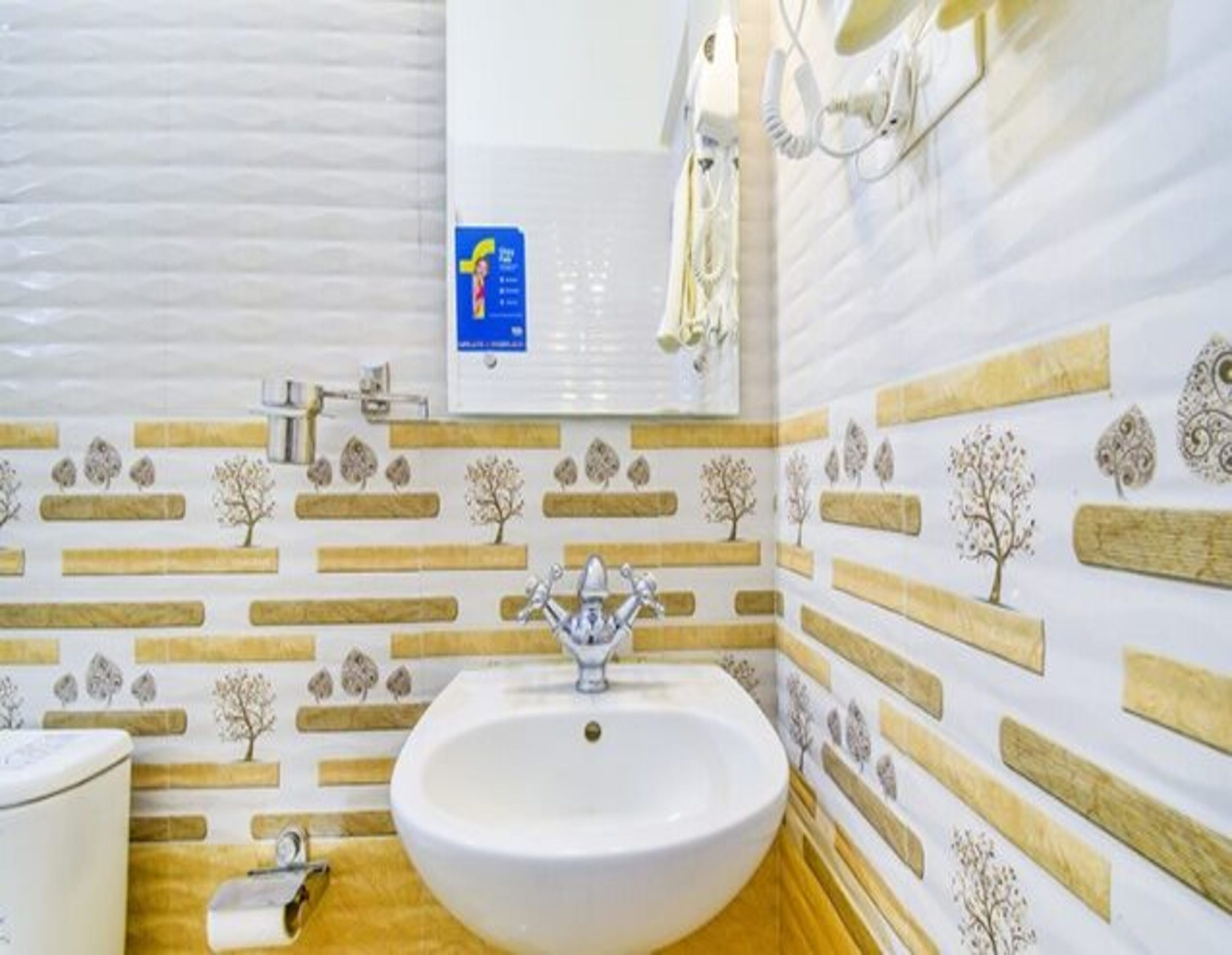 Ducha, cabezal de ducha tipo lluvia, artículos de tocador gratuitos