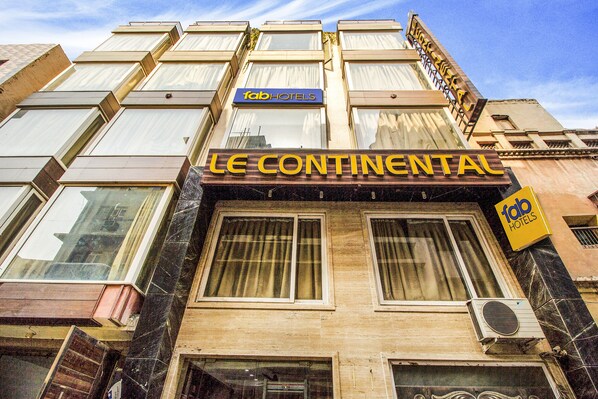 Fachada de la propiedad