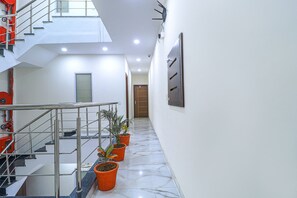 Lobby - Fabhotel Casa (Mohali)