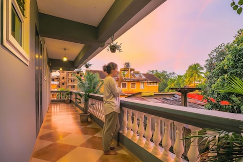 Fabhotel Royal Mirage With Pool & Gym - Nr Candolim Beach