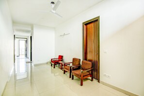 Lobby sitting area - Via Hemkunt Residency - Nr Yatharth Super Speciality Hospital - Noida 110 (Noida)