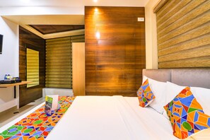 Egyptian cotton sheets, premium bedding, in-room safe, desk - FabHotel Azure Sky (Kolkata)