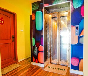 Elevator