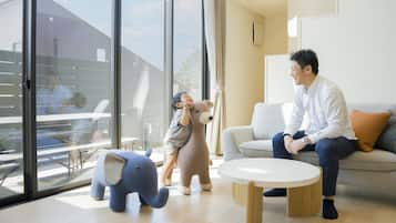 Villa, no fumadores, No se admiten mascotas (Rakuten STAY, 106-Family Room) | Sala de estar | Una televisión, suelo radiante