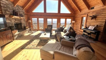 Smart TV, fireplace, DVD player, printers