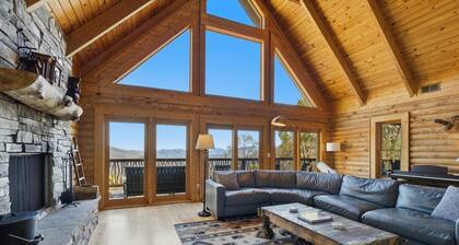 Amazing Mountain Views ~ Black Mnt~ Asheville Cabin Hot Tub