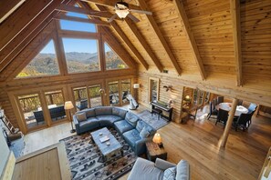 Smart TV, fireplace, DVD player, printers