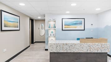 Couples treatment rooms, body treatments, facials