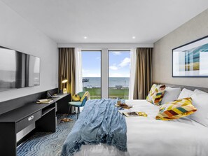 Premium Room, 1 Double Bed | Desk, laptop workspace, iron/ironing board, free WiFi - Ibis Styles Paignton (Paignton)