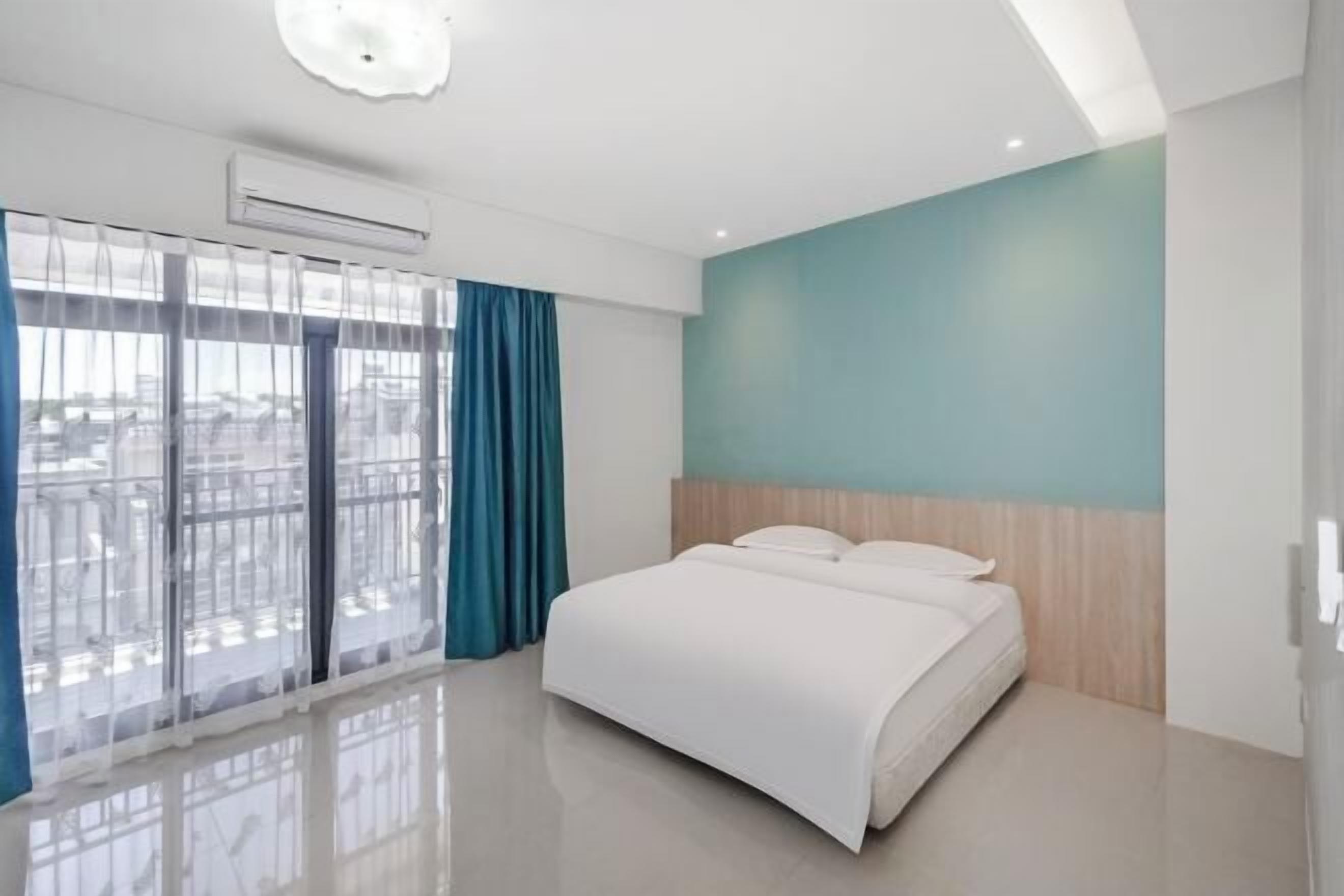 Roupas de cama premium, edredons de pluma, escrivaninha