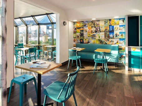 Exterior. hotelF1 Calais Coquelles