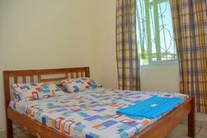 3 Schlafzimmer, kostenloses WLAN, Bettwäsche