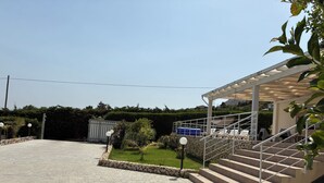 Property grounds - Villa NELLA, relax and amazing view (Sicilia)