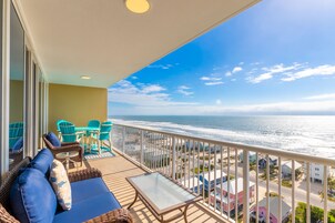 Signature-Apartment, 2 Schlafzimmer, Balkon, Meerblick | Balkon