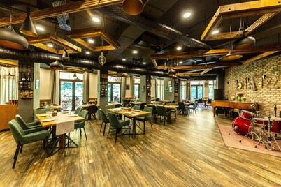 Dilijazz Hotel and Restaurant