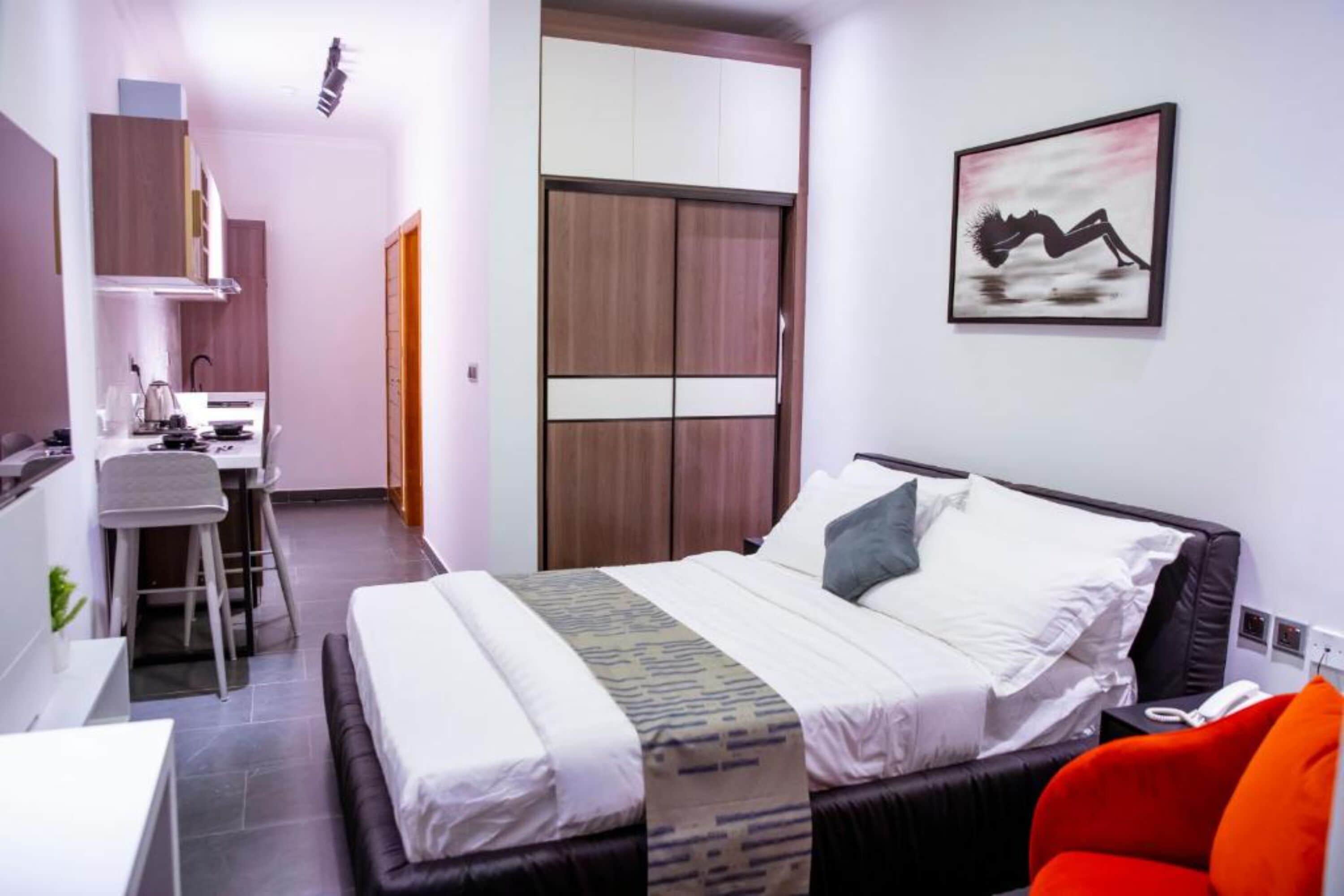 Deluxe Studio | Soundproofing, free WiFi