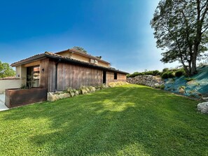 Exterior - BARBARENS maison d'hôtes  (Castelnau-Barbarens)