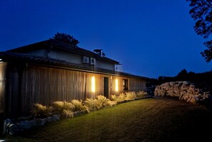 Front of property - BARBARENS maison d'hôtes (Castelnau-Barbarens)