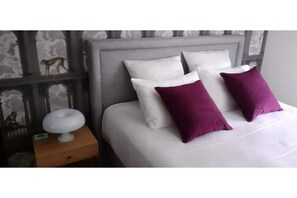 Room - Allées du Parc, high-end apartment 🌳🌲🌾 (Dijon)
