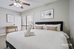 2 bedrooms, desk, iron/ironing board, free WiFi