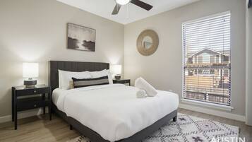 2 bedrooms, desk, iron/ironing board, WiFi (free)