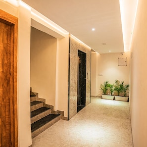 Handrails in stairways