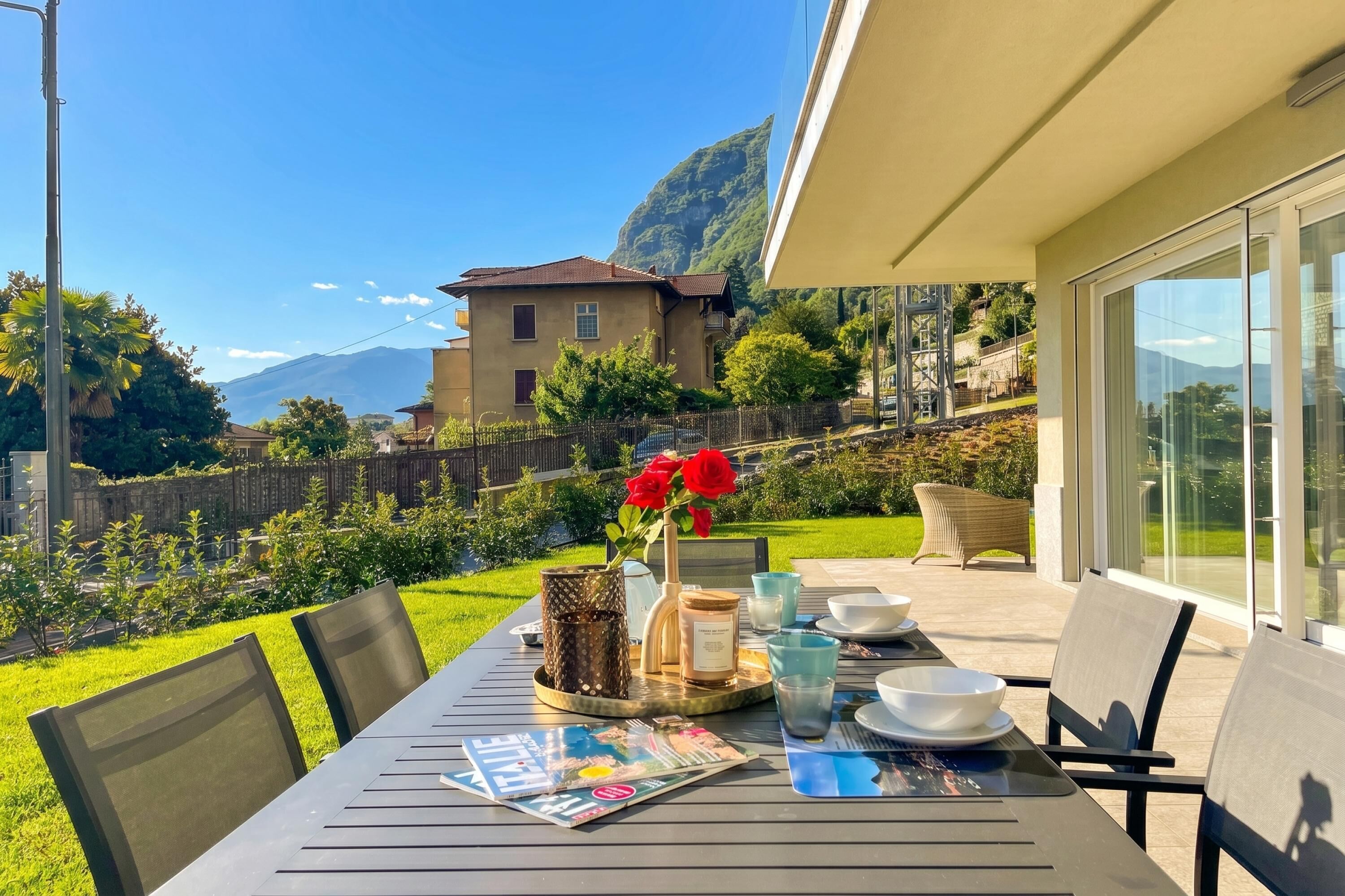 Family Apartment, Multiple Bedrooms, 2 Bathrooms (Modern House Apartment 1) | Outdoor dining
