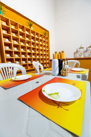 รวมอาหารเช้าแบบบุฟเฟ่ต์ ทุกวัน