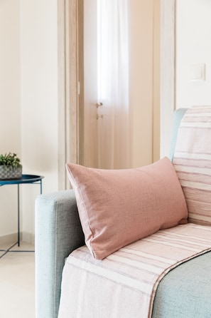 Junior Suite | Living area