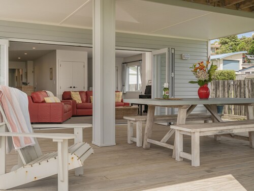 The Beach House - Kuaotunu Holiday Unit