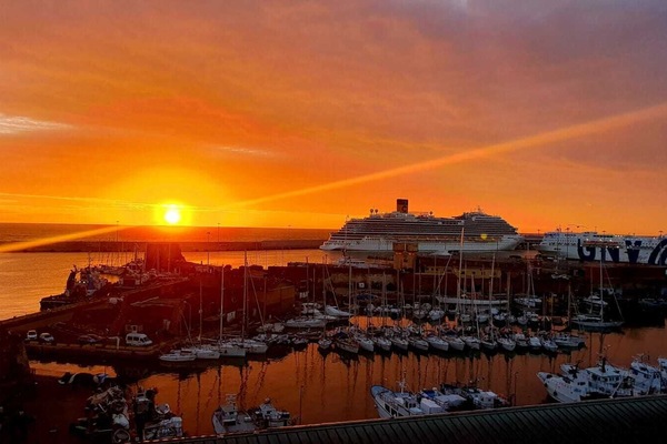 Marina/club náutico