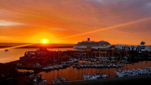 MARINE KISS - TOURIST LEASE IN CENTRAL AREA 800 METERS FROM STATION AND PORT