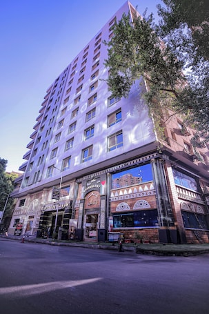 Exterior. Cairo Taj Hotels & Suites - Dokki