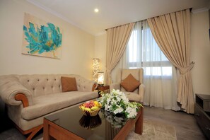 Superior-rum | Minibar, värdeförvaringsskåp på rummet och strykjärn/strykbräda