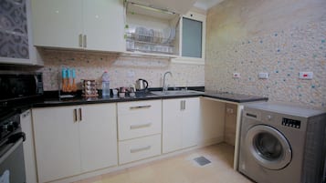 Royal Apartment | Private kitchen | Fridge, microwave, electric kettle