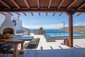 Grand Villa | Terrace/patio - Infinity View Villas Mykonos (Mykonos)