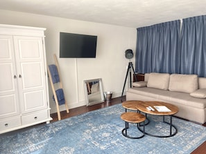 Comfort Quadruple Room, Garden View | Free WiFi, bed sheets