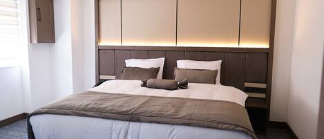 Literie hypoallergénique, ameublement personnalisé, bureau