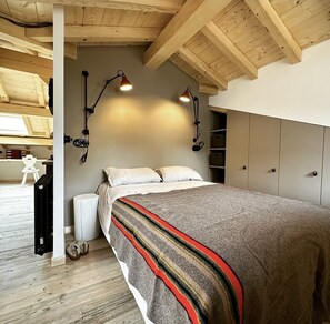 4 Schlafzimmer, Schreibtisch, kostenloses WLAN, Bettwäsche