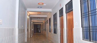 Hotel Sahu Inn Ayodhya