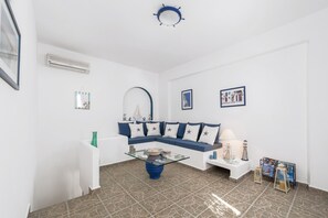 Comfort Apartment | Living area