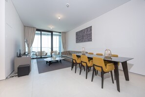 Three Bed Room Apartment | 免费 WiFi
