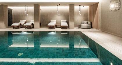 AC Hotel By Marriott St. Julian's