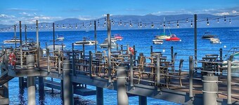 1/2 mile to Alpine Meadows Ski Lift! Hot Tub, Sauna, Views!!!