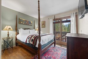 6 bedrooms, iron/ironing board, free WiFi, bed sheets