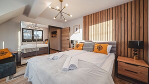 Apartemen (C11) | Ruang kerja ramah laptop, setrika/meja setrika, dan Wi-Fi gratis
