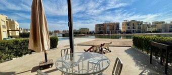 Gouna townhouse in tawila overlooking the lagoon