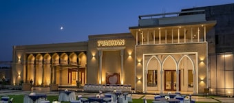 7 VACHAN LAWNS AND BANQUET
