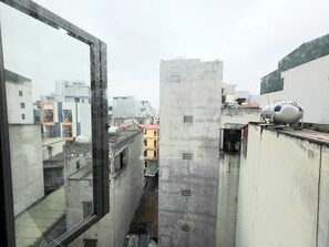 Studio Panoramique, 1 grand lit, cuisine, dans la tour | Terrasse/Patio