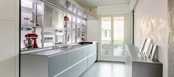 pieno centro storico a poche centinaia di metri dal mare, appartamento di 95 mq 